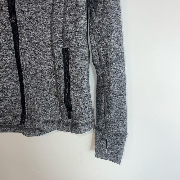 Lululemon women’s define grey jacket size 8 - Picture 6 of 14